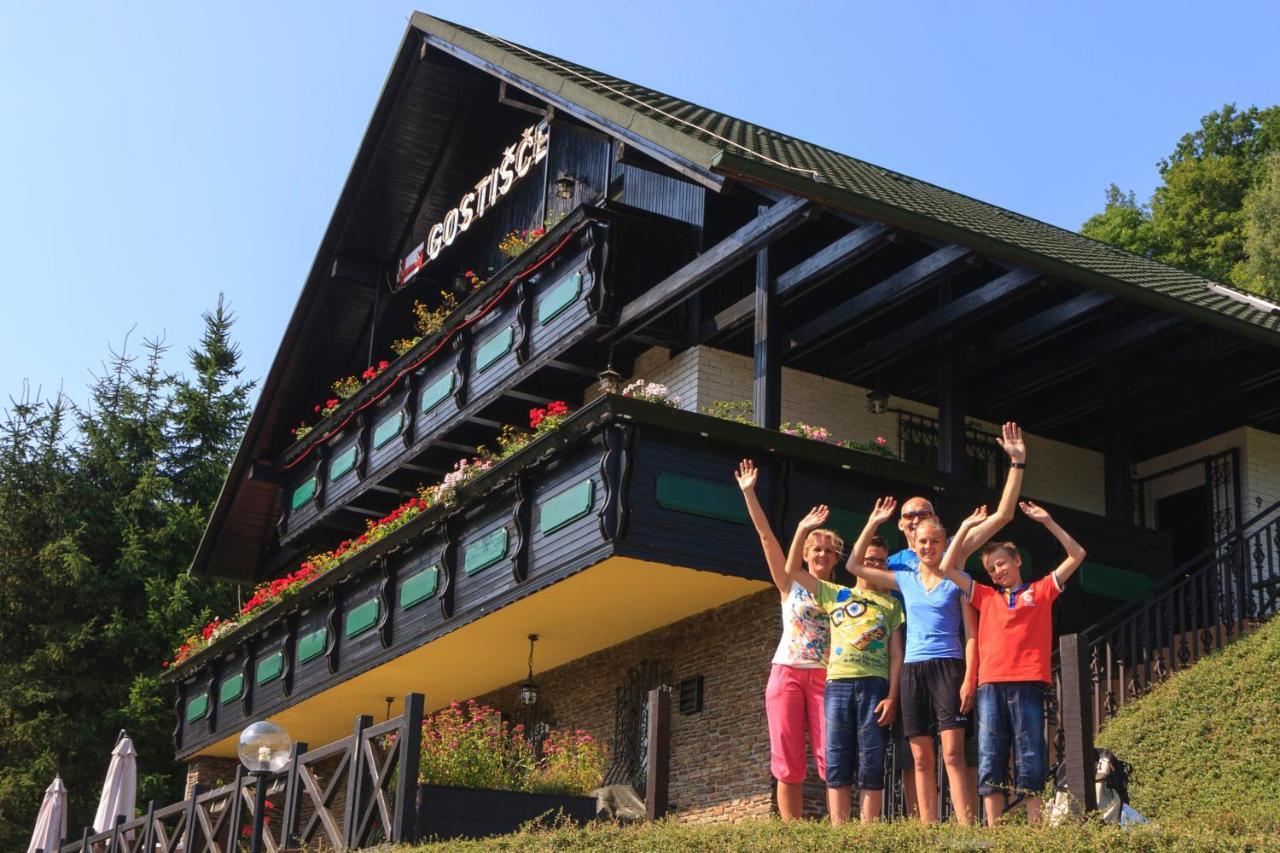 Pod Orehi Guest House Loce pri Poljcanah Exterior photo